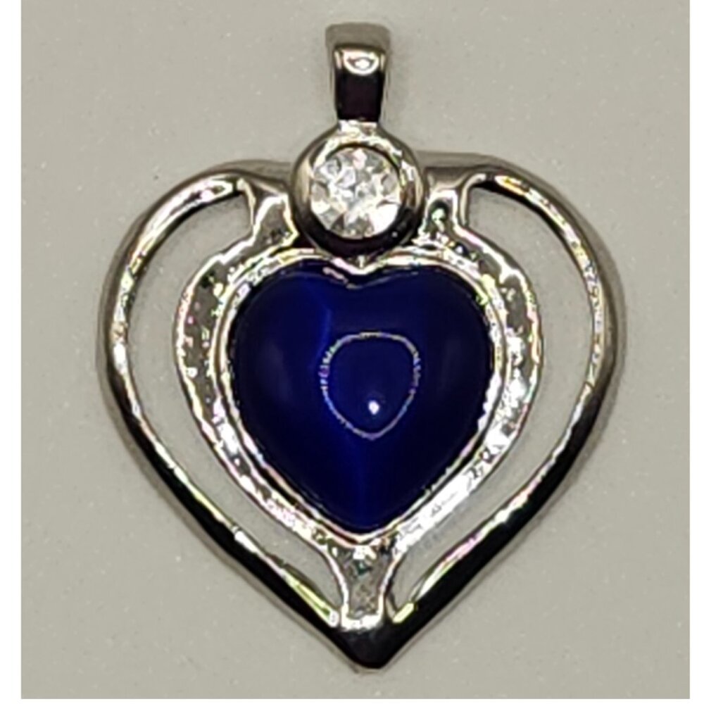 NEW Lot of 9 Royal Blue Heart Pendants in Silver Setting